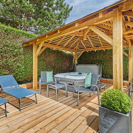 Domaine Du Gros Chene - Terrasses Avec Jacuzzis Privatifs Apartman Ablon Kültér fotó